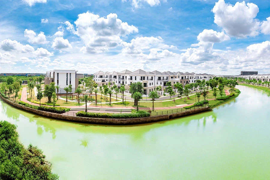 Doanh nghiệp kiến nghị tổ công tác của Thủ tướng cùng địa phương thí điểm tháo gỡ khó khăn tại dự án Aqua City. Ảnh: Q.HUY