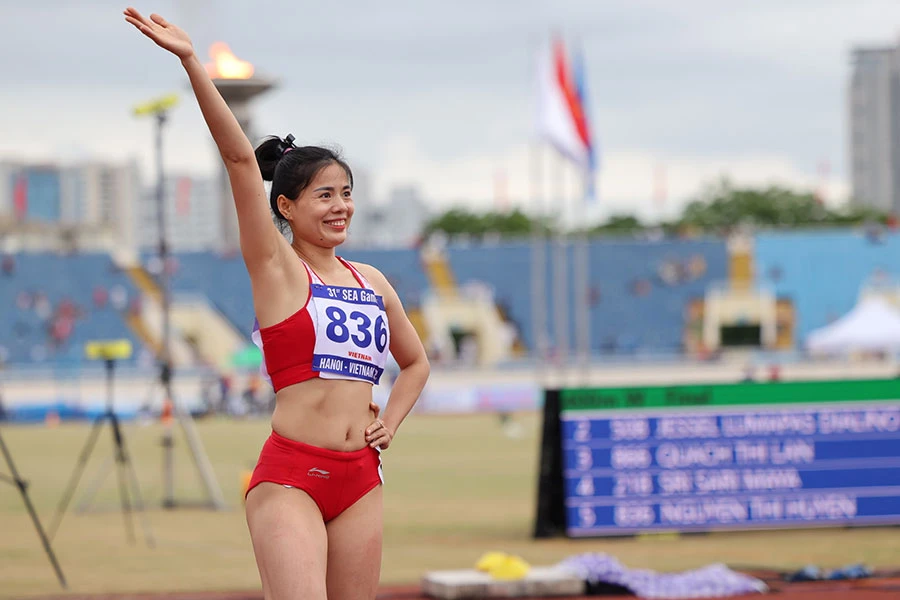 Nguyễn Thị Huyền, chân chạy chủ lực của điền kinh Việt Nam ở cự ly 400 m nữ. Ảnh: ANH PHƯƠNG