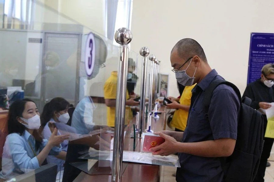 điều chỉnh thông tin về cư trú