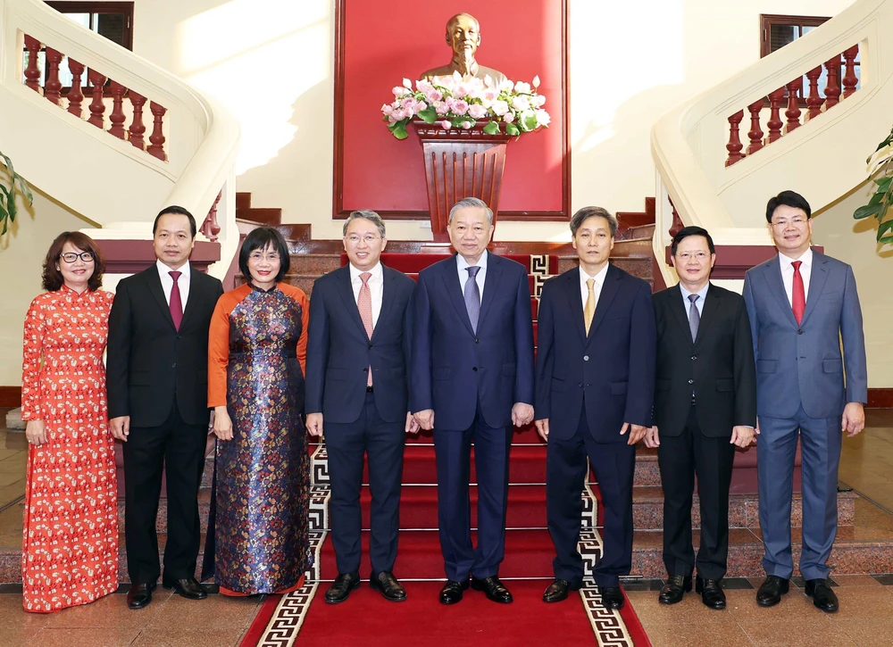 Xây dựng pháp luật để vươn mình trong kỷ nguyên mới