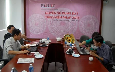 Giao lưu trực tuyến về Quyền sử dụng đất theo Hiến pháp 2013 ảnh 60