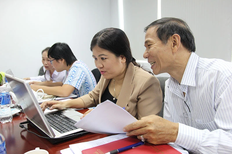 Giao lưu: 'Chính sách đất đai mới và lợi ích của dân' ảnh 52