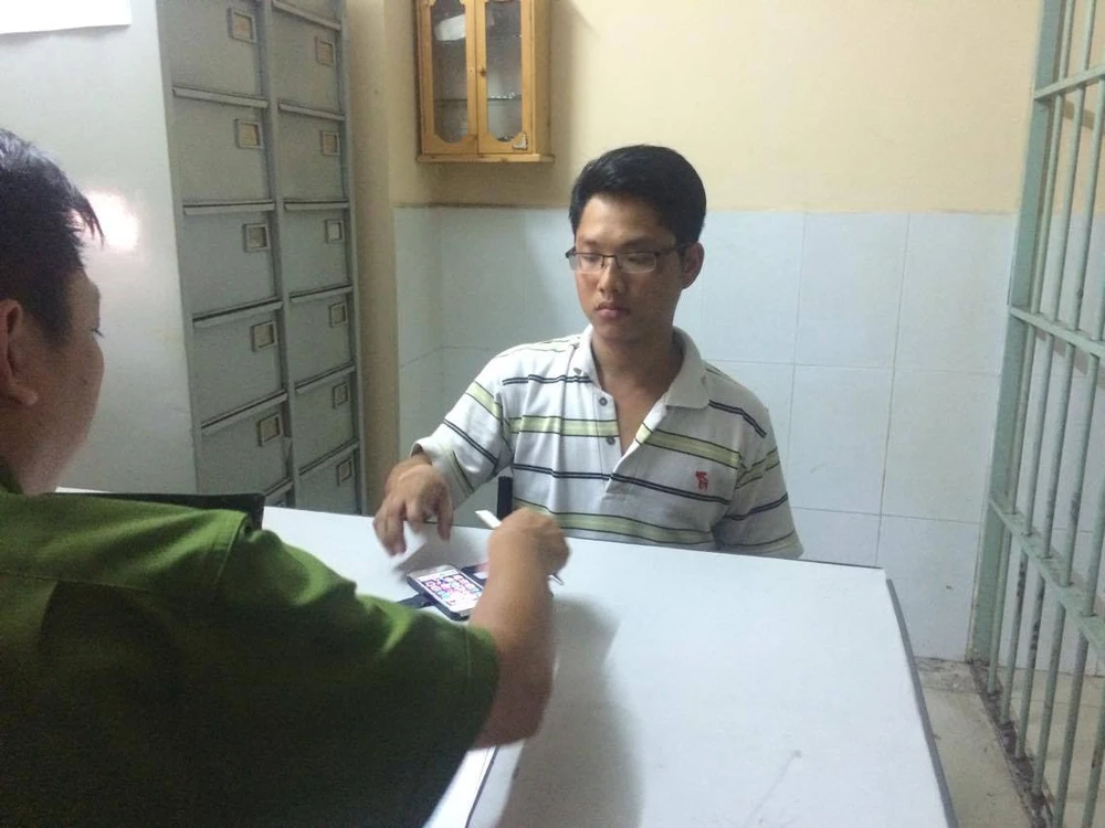 Điều tiệm vàng đem 10 lượng đến nhà để cướp ảnh 1