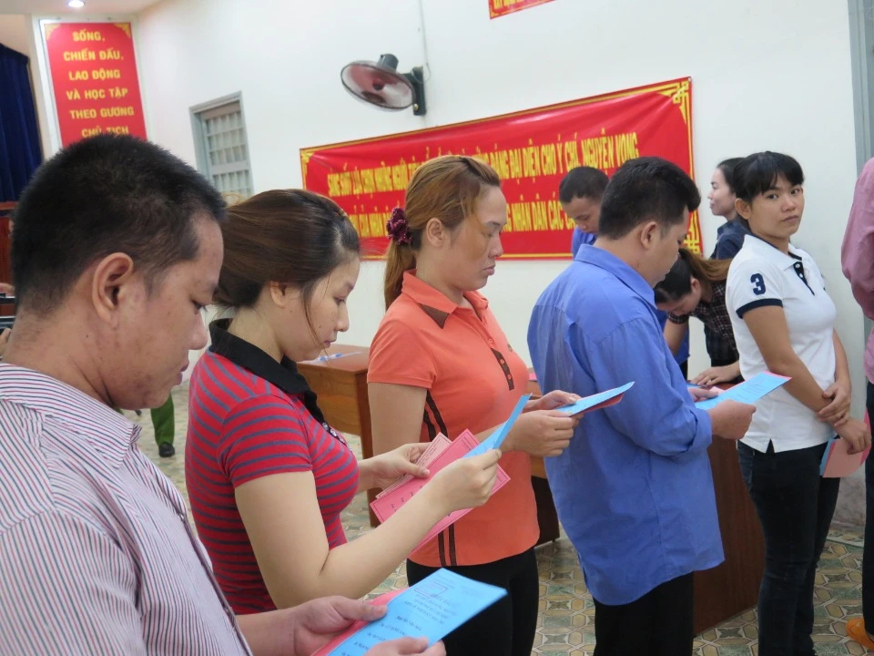 Lần đầu tiên 2.000 can phạm trại Chí Hòa xúc động đi bầu cử ảnh 5