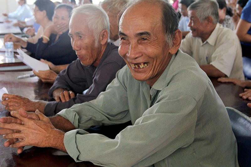 Sức nóng trong cuộc tiếp xúc cử tri của Bí thư Thăng ảnh 5