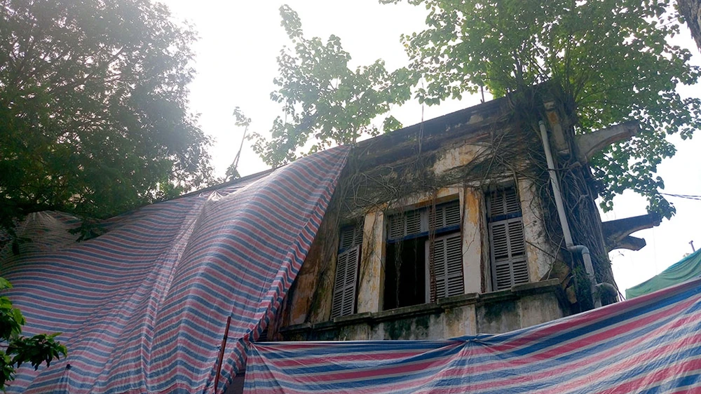 Đang đập bỏ ngôi biệt thự cổ số 5 Lê Công Kiều ảnh 3