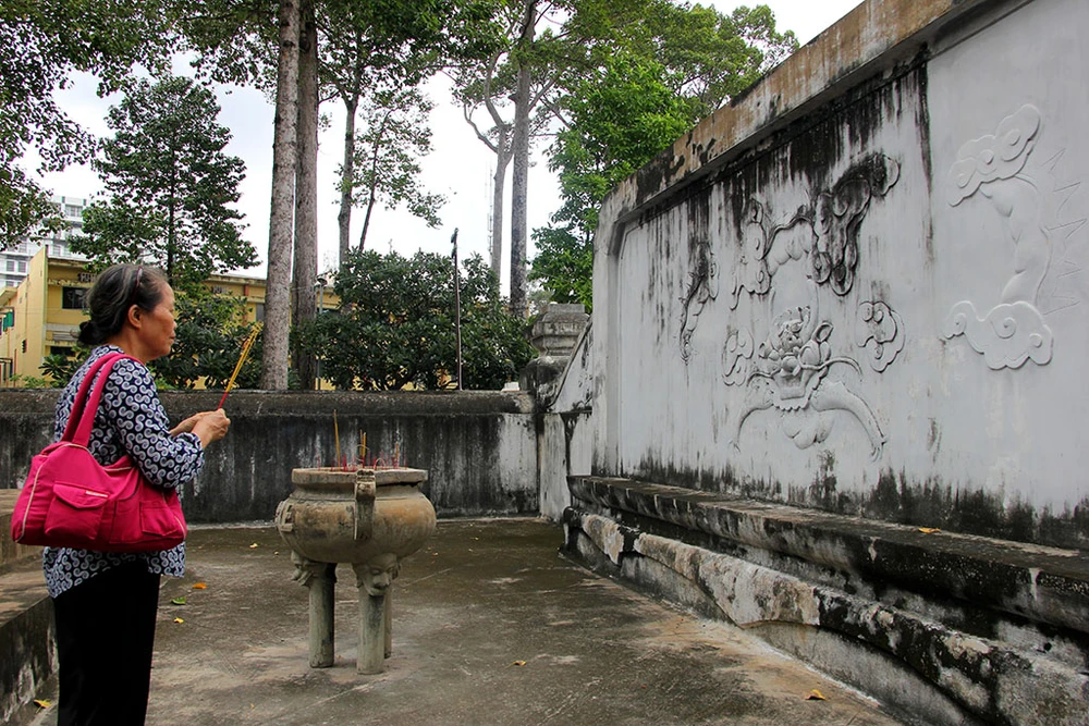 Lăng mộ cổ nằm trên khu đất 'long mạch' ở TP.HCM