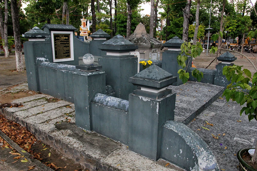 Hai lần di dời ngôi mộ cổ Thượng thư Ngô Nhân Tịnh ảnh 12 Hai lần di dời ngôi mộ cổ Thượng thư Ngô Nhân Tịnh ảnh 12