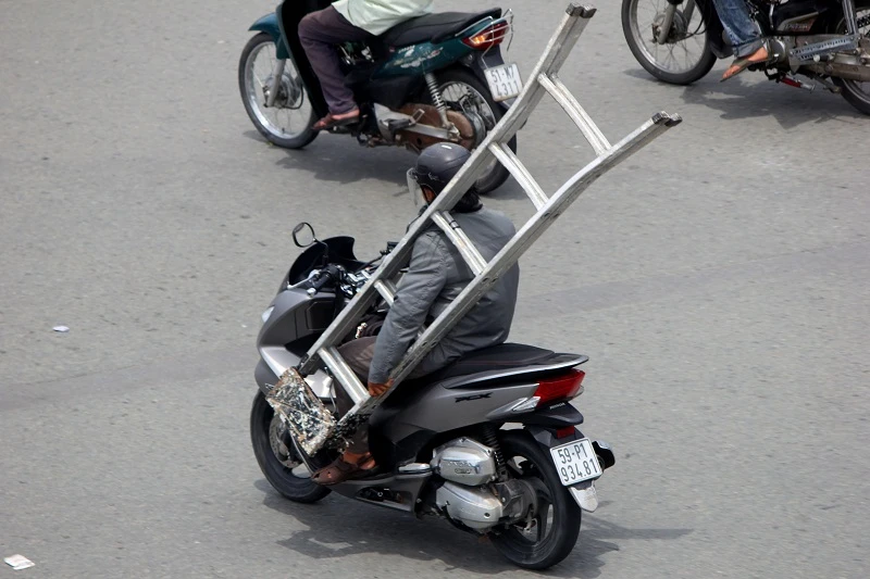 Xe chở tôn nhan nhản mọi nẻo đường ảnh 14