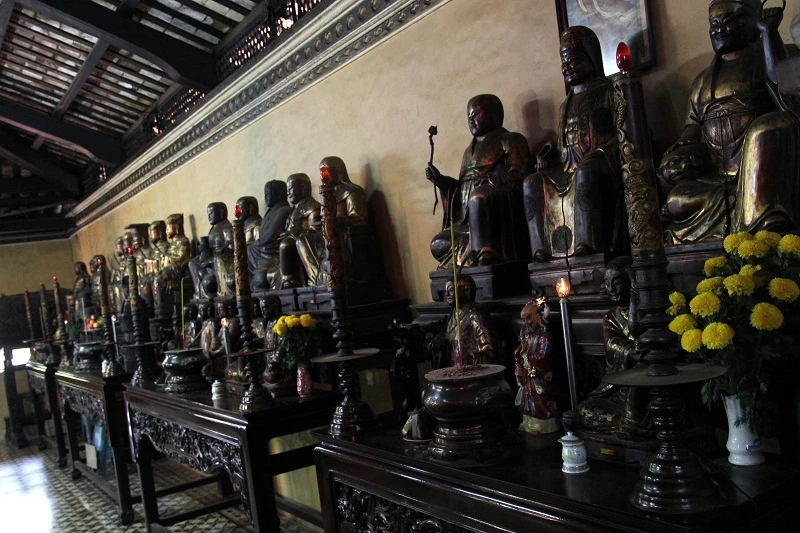 Ngôi chùa gần 300 năm tuổi giữa lòng thành phố ảnh 11