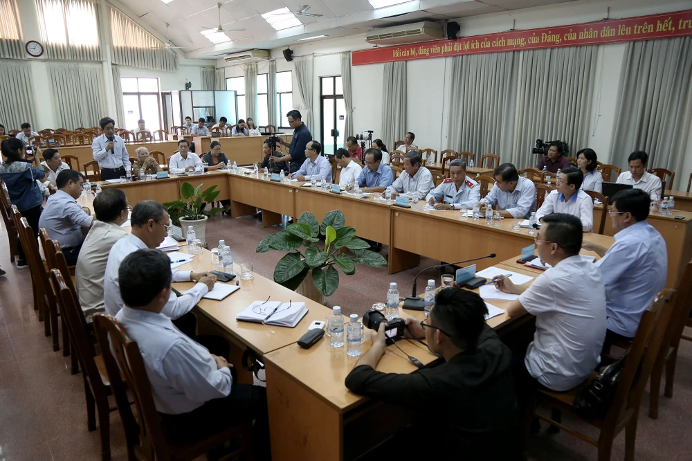 Toàn cảnh lãnh đạo Ban Tiếp dân TW và TP.HCM gặp dân Thủ Thiêm ảnh 1