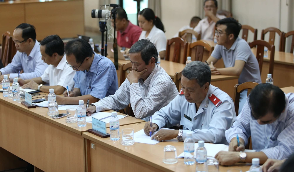 Toàn cảnh lãnh đạo Ban Tiếp dân TW và TP.HCM gặp dân Thủ Thiêm ảnh 3