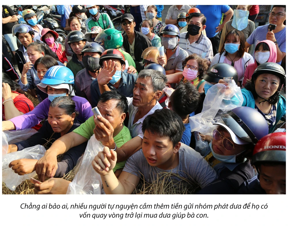 Tình người Sài Gòn thời dịch COVID-19 ảnh 16