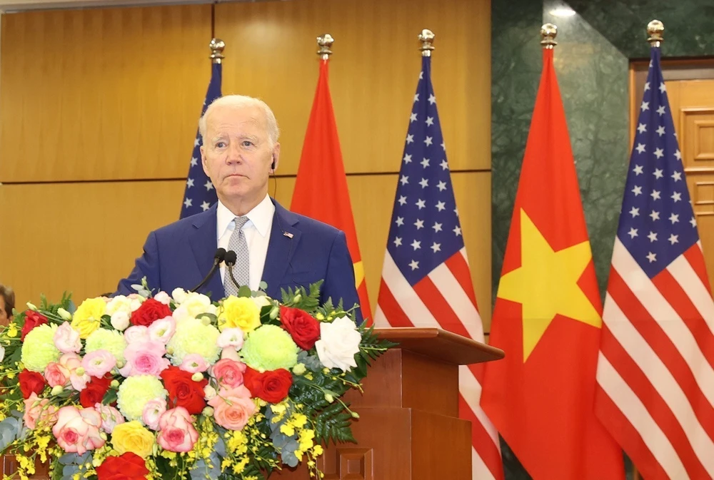 Tổng thống Joe Biden phát biểu tại buổi họp báo chung. Ảnh: TTXVN