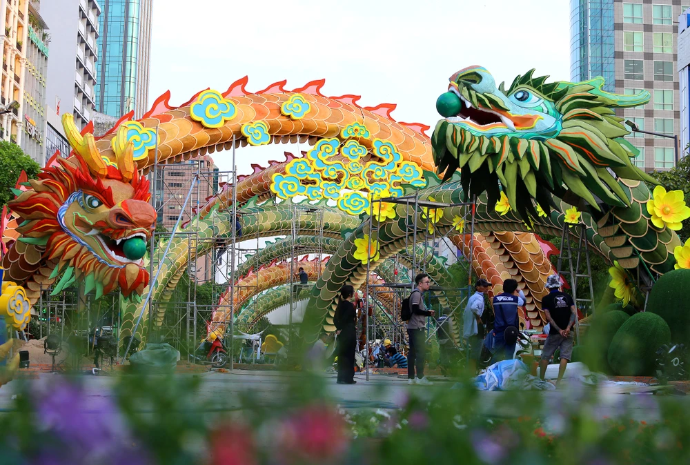 Năm Thìn kể chuyện Rồng (2).JPG