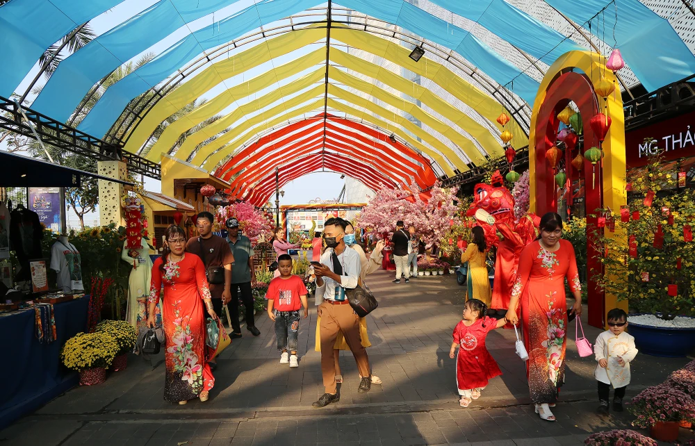 đường hoa xuân ba miền (1).JPG