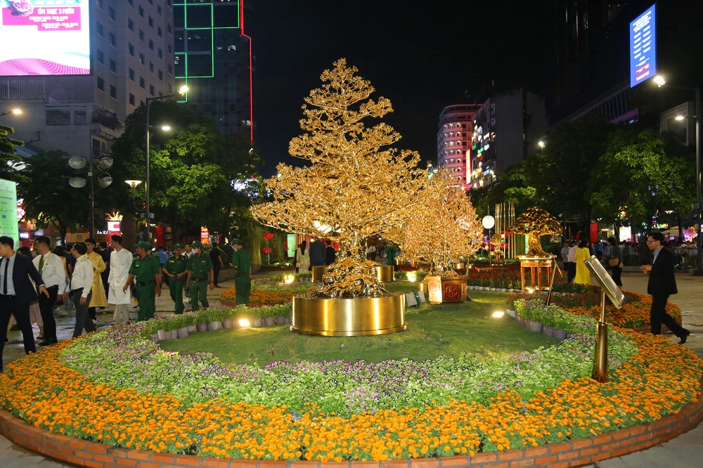 khai mạc đường hoa nguyễn huệ tết giáp thìn 2024 (6).JPG