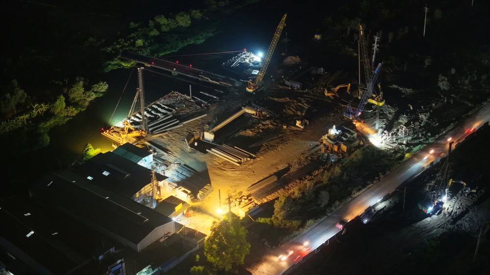 một ngày làm công nhân vành đai 3 tphcm (22).JPG