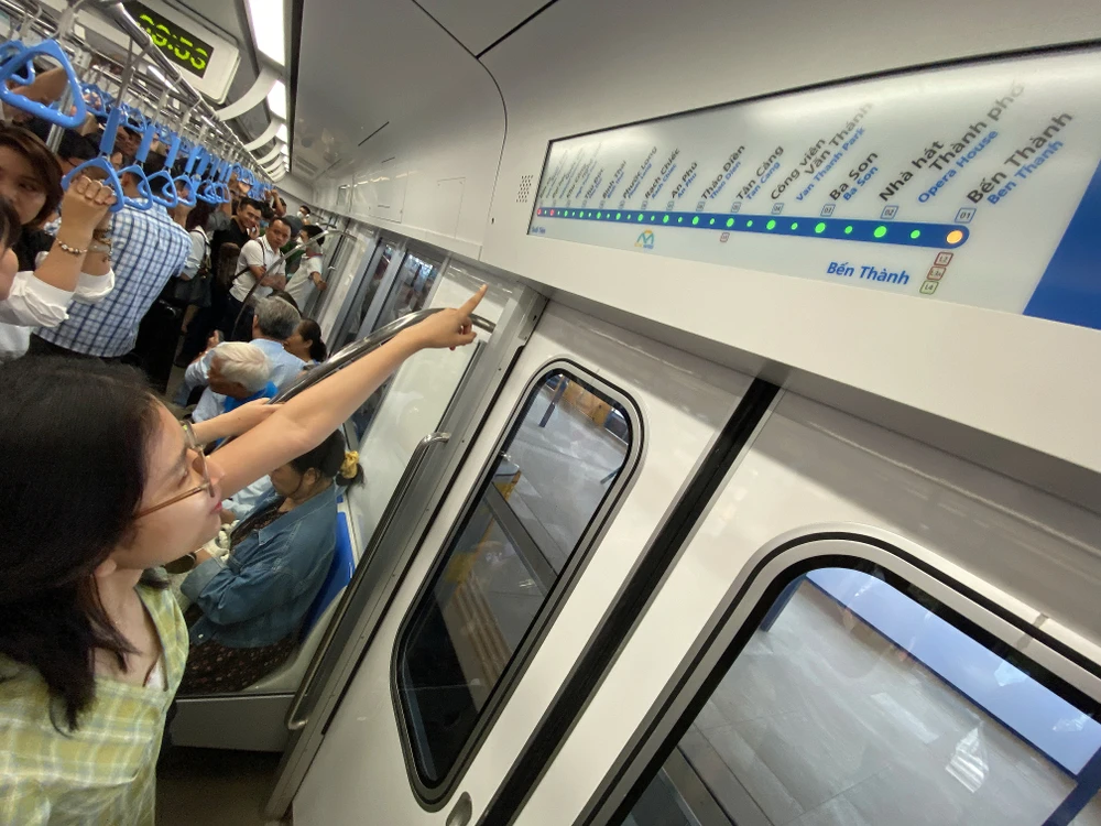  metro số 1 (13).JPG