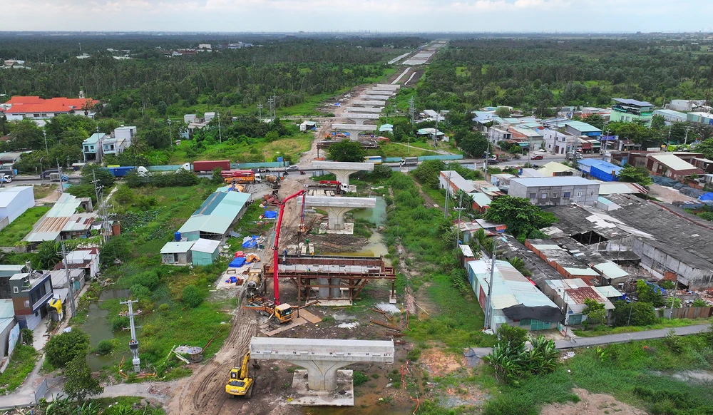 Toàn cảnh tuyến vành đai 3 TP.HCM sau hơn 1 năm thi công (10).JPG