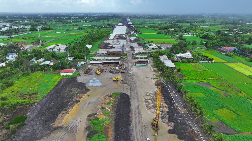 Toàn cảnh tuyến vành đai 3 TP.HCM sau hơn 1 năm thi công (6).JPG