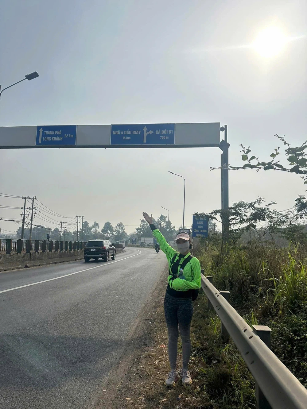 Hai cô gái Gen Z và hành trình đi bộ từ Sài Gòn về quê ăn Tết (10).jpg