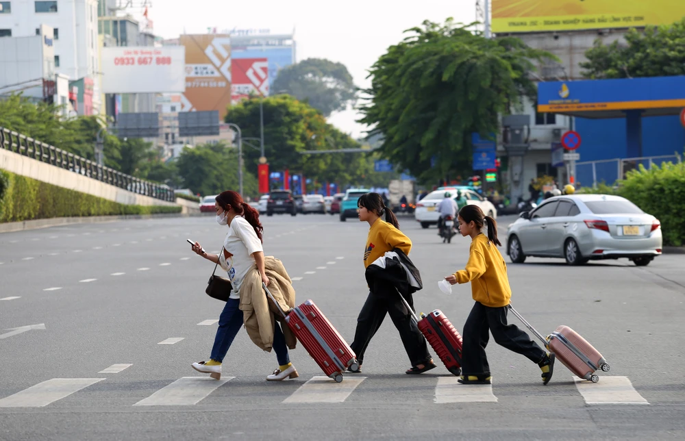 Giao thông TP.HCM thông thoáng những ngày cuối năm Giáp Thìn (21).JPG