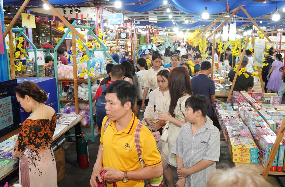 Lễ hội Đường sách Tết Ất Tỵ 2025 (12).jpg