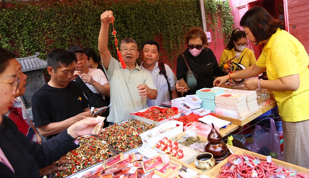 lễ chuyển vận (13).JPG