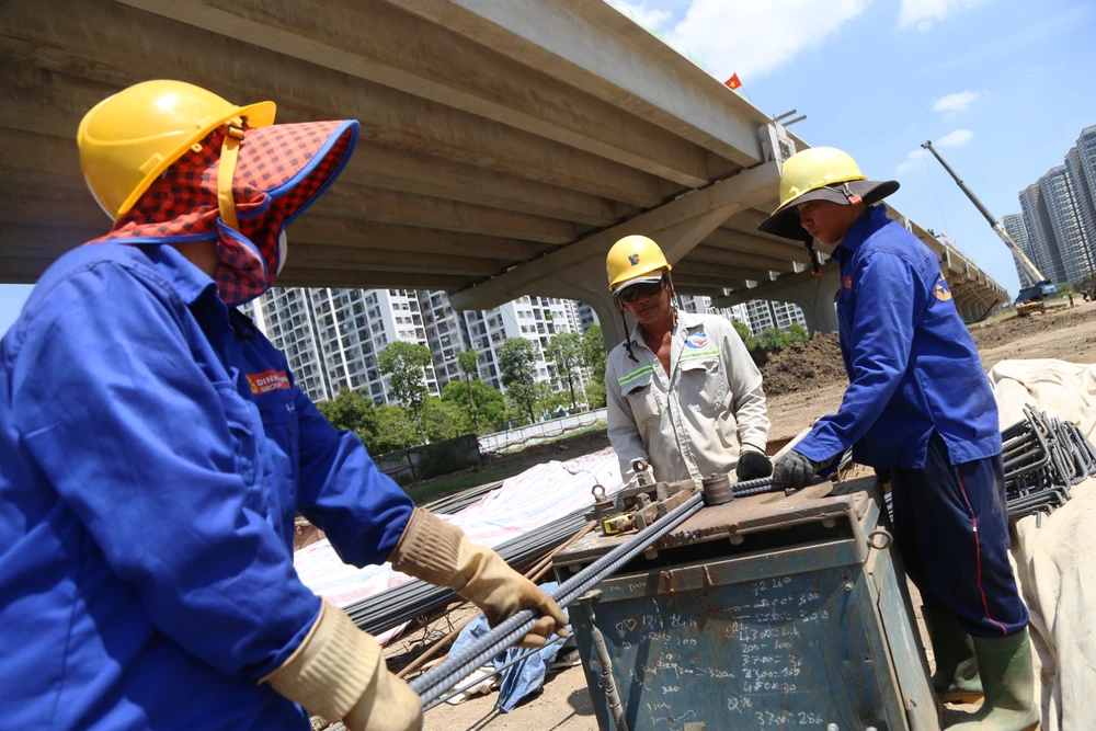 Chủ tịch UBND TP.HCM Nguyễn Văn Được thị sát các dự án giao thông trọng điểm (11).JPG