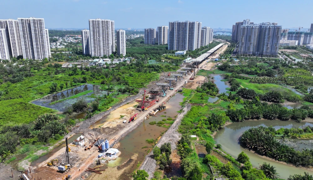 Chủ tịch UBND TP.HCM Nguyễn Văn Được thị sát các dự án giao thông trọng điểm (20).JPG