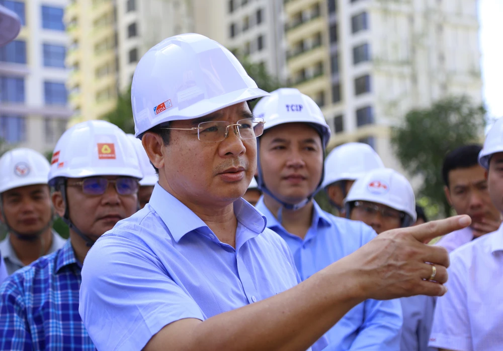 Chủ tịch UBND TP.HCM Nguyễn Văn Được thị sát các dự án giao thông trọng điểm (4).JPG