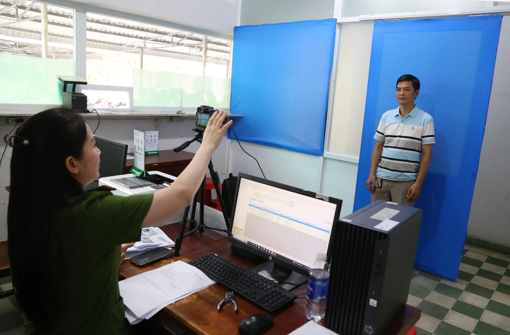 cấp đổi giấy phép lái xe (4).JPG