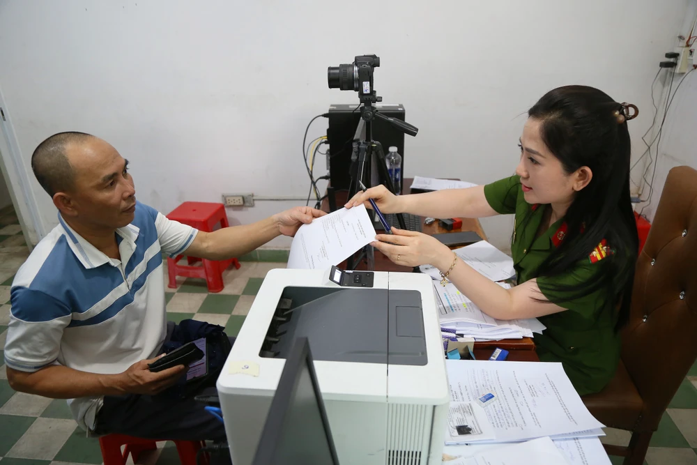 cấp đổi giấy phép lái xe (7).JPG