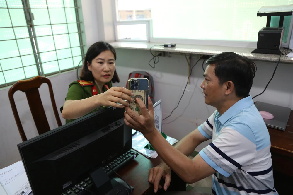 cấp đổi giấy phép lái xe (8).JPG