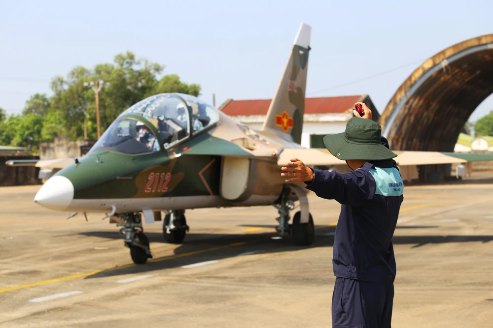 lễ kỷ niệm 30-4 (13).JPG