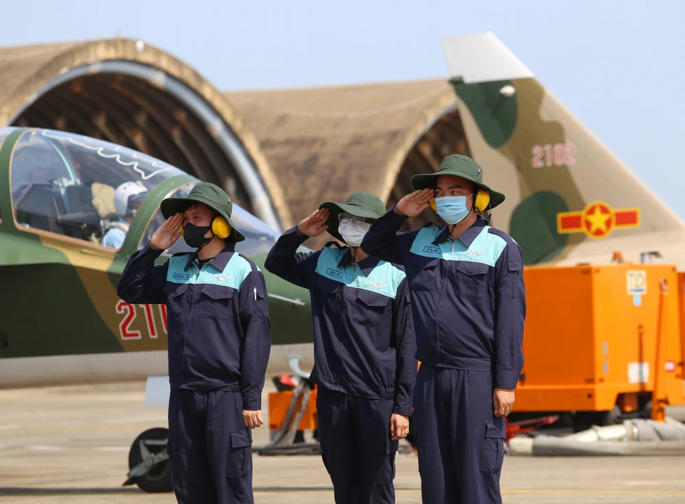 lễ kỷ niệm 30-4 (15).JPG