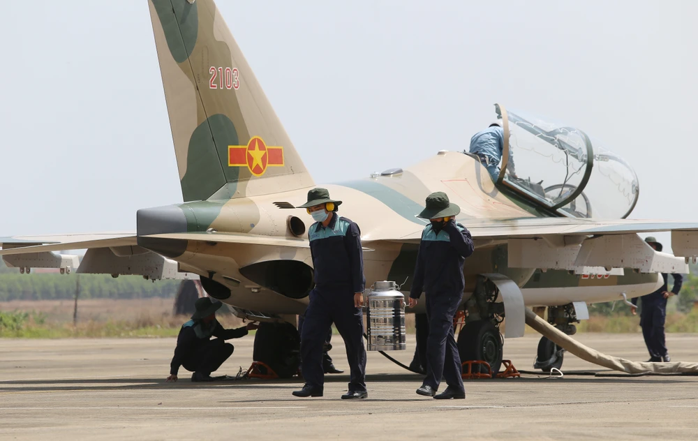 lễ kỷ niệm 30-4 (16).JPG