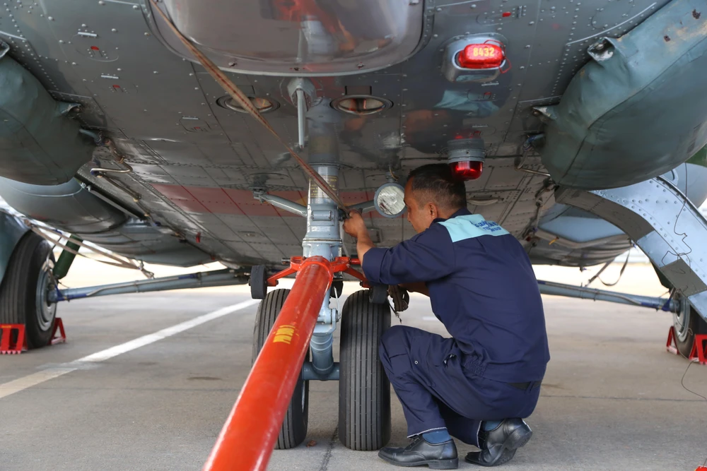 lễ kỷ niệm 30-4 (27).JPG