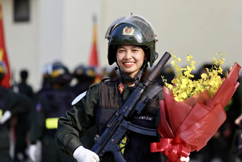 bóng hồng công an nhân dân (20).jpg