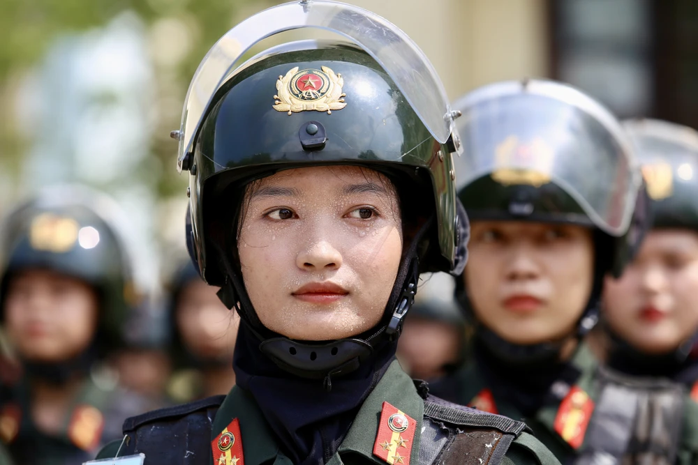 bóng hồng công an nhân dân (3).jpg