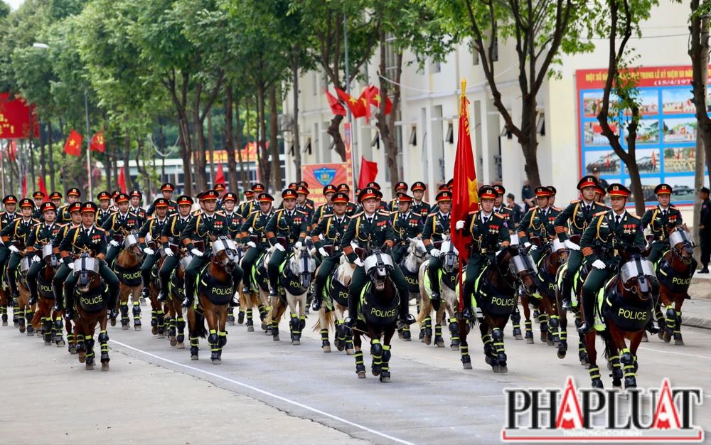 kỵ binh hợp luyện 30-4 (1).jpg