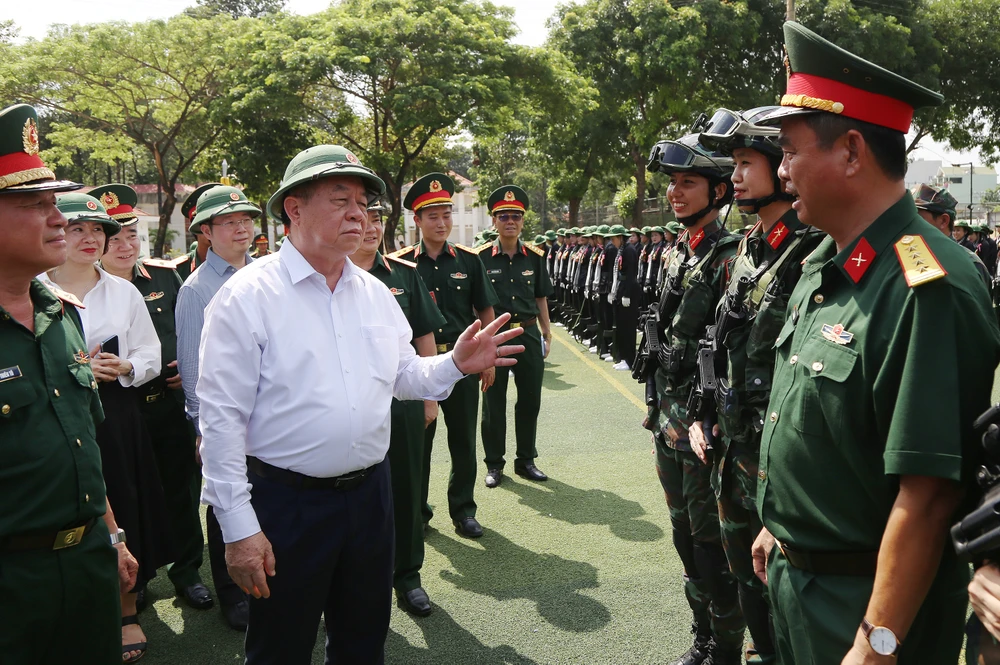 diễu binh 30-4 (12).JPG