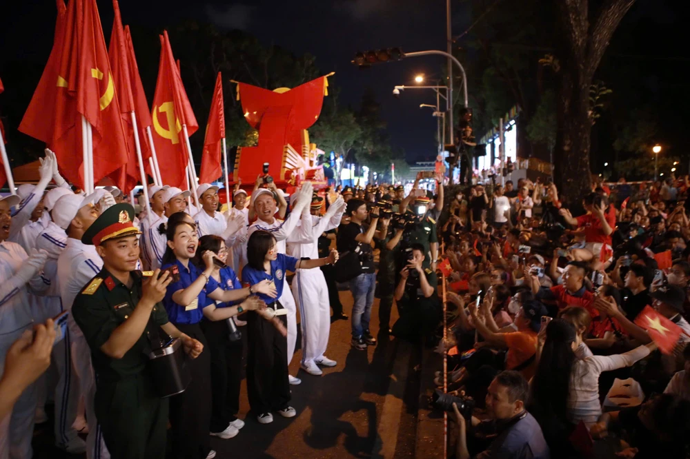 diễu binh 30-4 (19).jpg