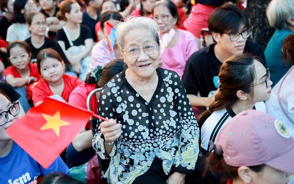 diễu binh 30-4 (2).jpg