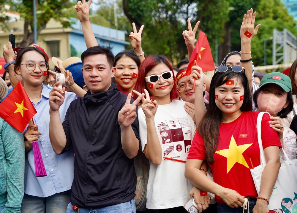 diễu binh 30-4.jpg