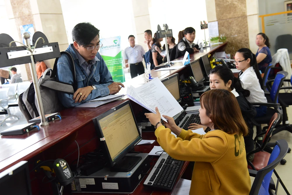 đội ngũ cán bộ (21).JPG