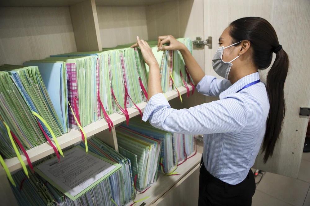 đội ngũ cán bộ (6).jpg