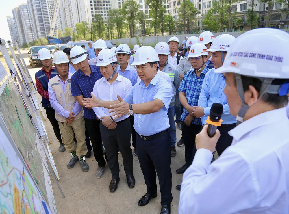 Để Thành phố Hồ Chí Minh rực rỡ tên vàng