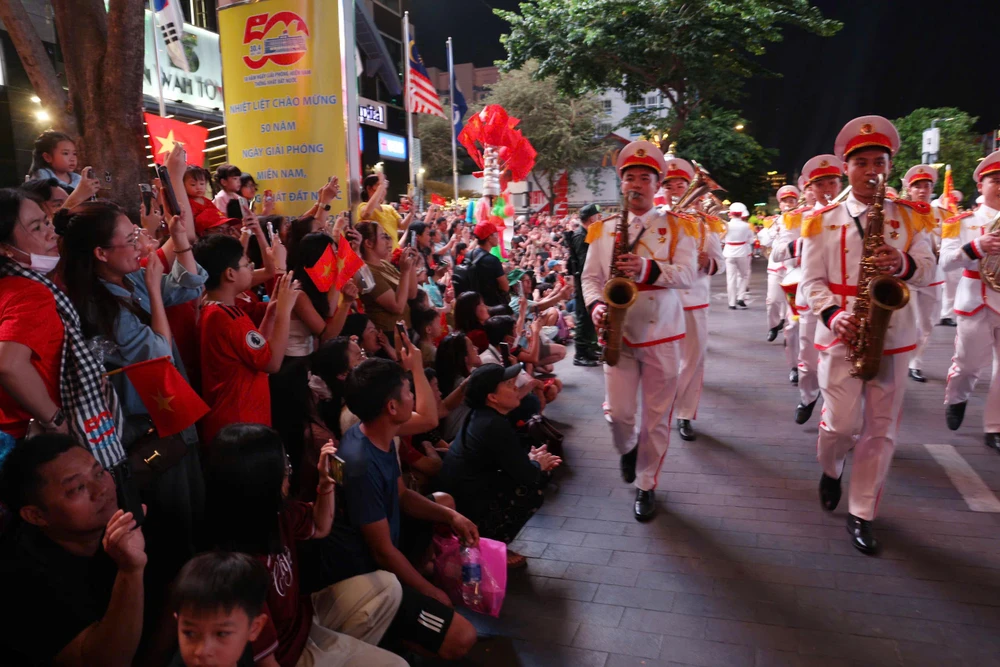 đại lễ 30-4 (21).jpg